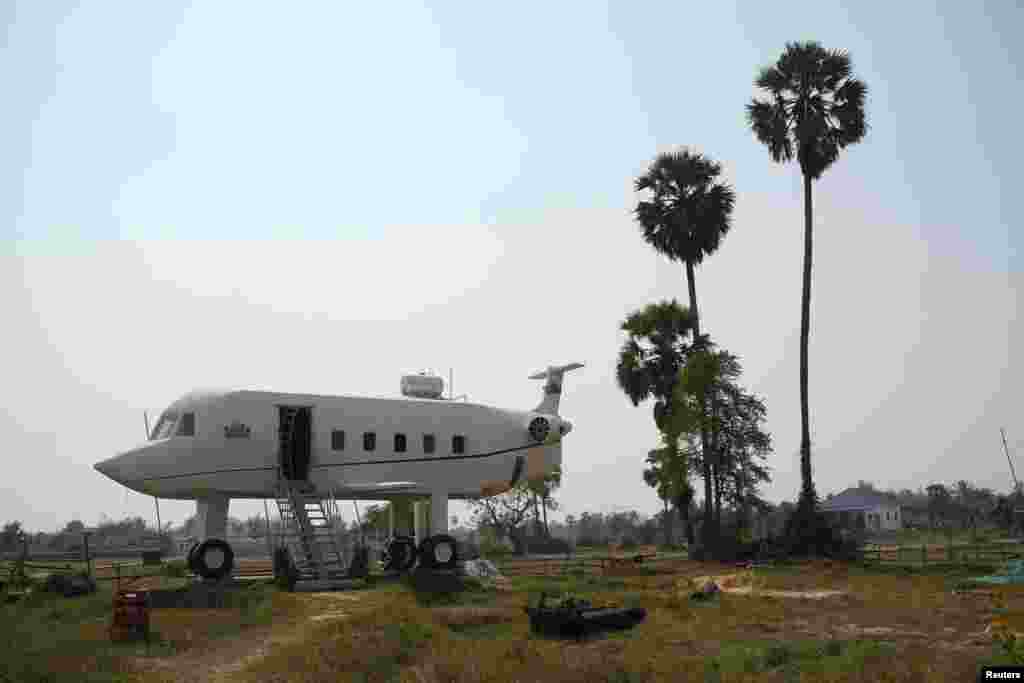 The &quot;airplane house&quot; built by Chrach Pov is seen in Siem Reap province, Cambodia.&nbsp;Chrach Pov, 43, inspired by a lifelong dream of flying, has built a home that is modelled on a plane, complete with a fuselage-like structure standing 6 meters (19.69 ft) above the ground housing his two bedrooms and bathrooms.