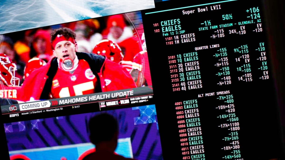 Go inside Vegas' Super Bowl betting business with a pro gambler