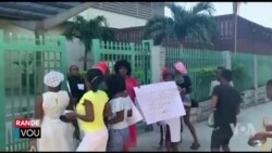 Kolektif Fanm Ayiti Pwoteste Devan Ministè Komès ak Endistri a