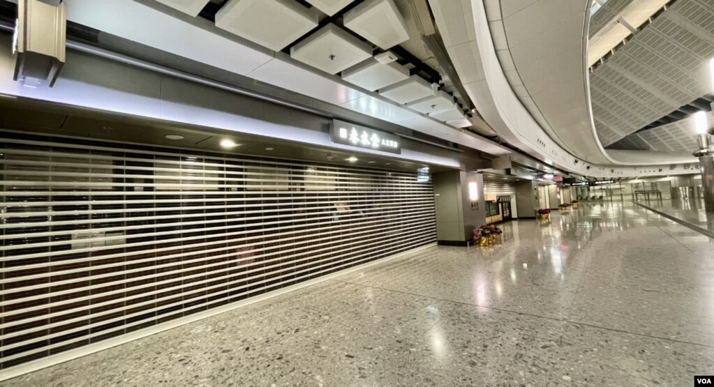 港深廣高鐵香港段1月15日早上開始復運，西九龍總站內多家餐廳、商店仍未開門營業 (美國之音/湯惠芸)(photo:VOA)
