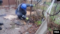 Screen shot of VOA report on US Green Beret Veteran Clears Mines in Ukraine