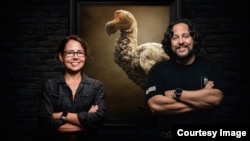 Dr. Beth Shapiro, Lead Paleogeneticist, and Ben Lamm, Colossal Co-Founder and CEO. (Image courtesy of Colossal Biosciences)