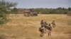 (ARSIP) Tentara Prancis menjaga daerah pedesaan selama Operasi Barkhane di Burkina Faso utara, 12 November 2019.(MICHELE CATTANI / AFP )