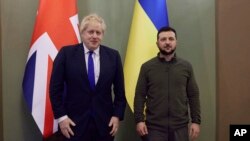 英國首相約翰遜在烏克蘭首都基輔會晤烏克蘭總統澤連斯基（2022年4月9日）