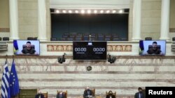 Tổng thống Ukraine Volodymyr Zelenskiy kêu gọi phương Tây “đưa Nga ra trước công lý” trong một bài phát biểu trước các nhà lập pháp Hy Lạp hôm 7/4/2022.