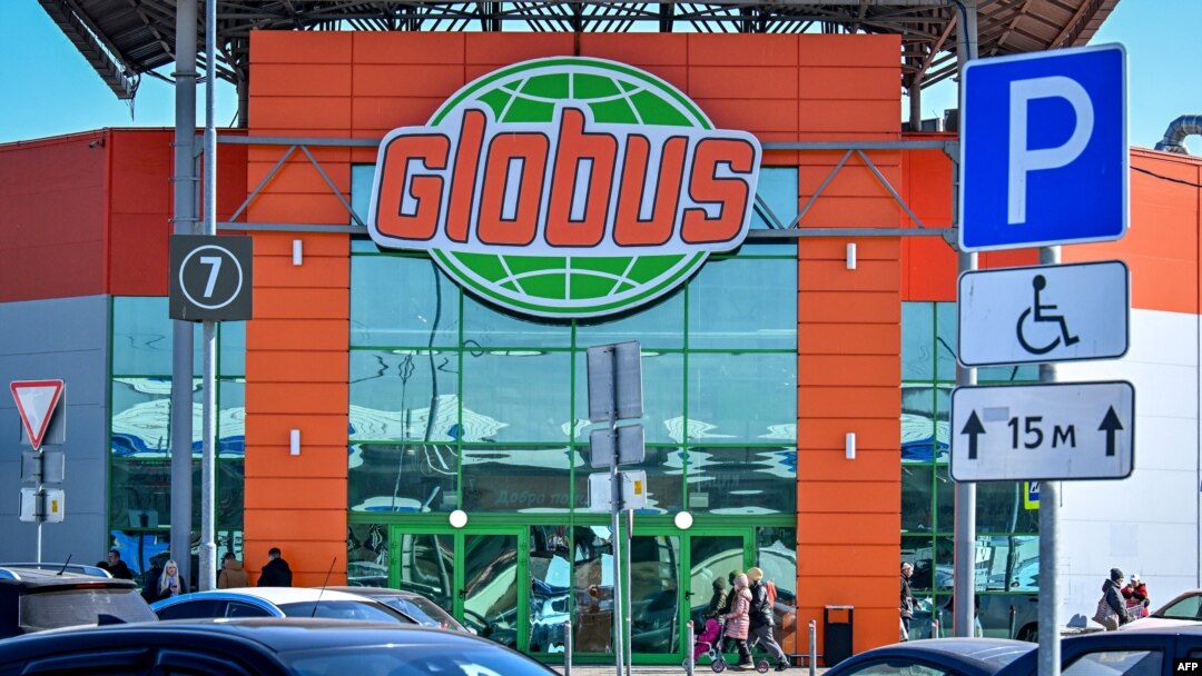 Un supermercado alemán Globus en el poblado de Klimovsk, cerca de Moscú, Rusia, el 19 de marzo de 2022.