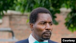 অনুসন্ধানী প্রতিবেদক গ্রেগরি গন্ডওয়ে তার মুক্তিকে স্বাগত জানিয়ে বলেছেন, সরকার নিজেই স্ববিরোধী। (সৌজন্যে - গ্রেগরি গন্ডওয়ে)