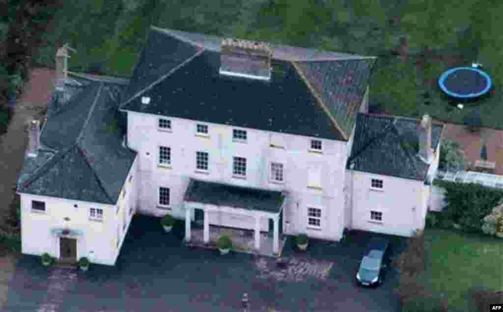 Ellingham Hall in Bungay, England, the home of journalist and Frontline Club founding member Vaughan Smith, is seen from the air, Wednesday Dec. 15, 2010. WikiLeaks founder Julian Assange will reportedly stay at the house, located in it's 650-acre ground