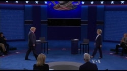 Clinton,Trump Engage in Tense Second Debate