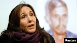 Mariela Castro al fin de cuentas, sí viajará a Filadelfia para recibir un premio.