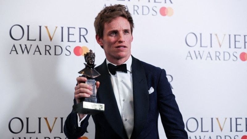 'Cabaret,' 'Life of Pi' Win Prizes at UK's Olivier Awards