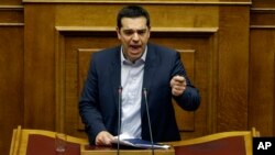 Grčki premijer Aleksis Cipras u obraćanju parlamentu (arhiva) 
