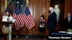 The U.S. House of Representatives passes an additional economic stimulus package passed earlier in the week by the U.S. Senate, on Captiol Hill in Washington, April 23, 2020.