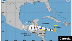 La tormenta tropical Lisa se fortalece en el Caribe. NHC