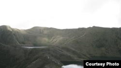 Las fuentes de agua están seriamente amenazadas por el cambio climático y la falta de políticas oficiales. Laguna Bocagrande a tres mil msnm en cercanías a Bogotá, Colombia.