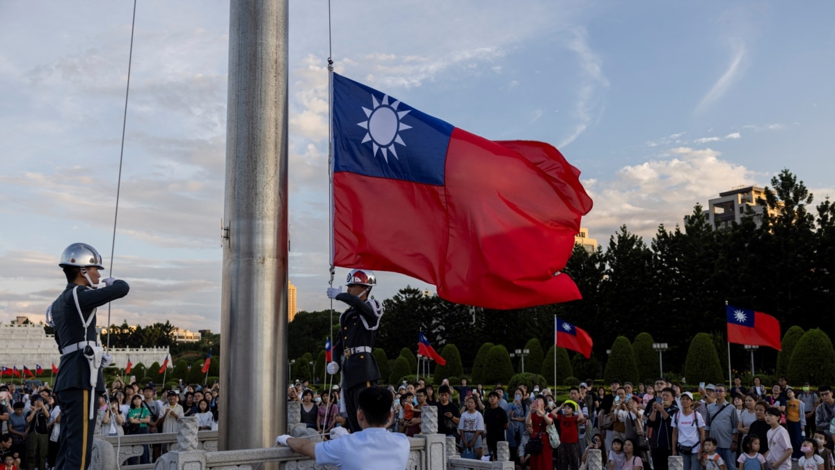 中国在台湾附近开始新一轮军演，未确定结束日期