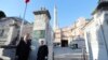 Première prière dans l'ex-basilique Sainte-Sophie en Turquie