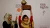 Nữ sinh người Pakistan được trao giải Hòa bình Thiếu nhi Quốc tế