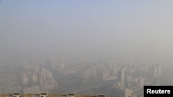 Vào thời điểm Bắc Kinh công bố những "cảnh báo đỏ" về khói mù cực kỳ độc hại, các nhà lãnh đạo loan báo phát triển đô thị sẽ là cốt lõi của giai đoạn cải cách kinh tế sắp tới.