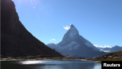 Pegunungan Matterhorn di Swiss.