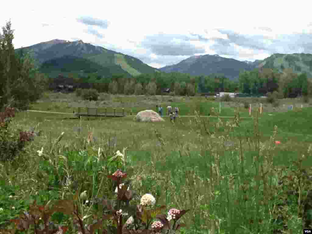 阿斯彭會場一景（美國之音寧馨拍攝）