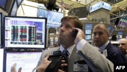 Kурсы акций на рынках США понизились