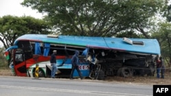 Muna 2018 vamwe vannhu makumi mana nevanomwe vakafa mushure mekunge mabhazi abonderana mumugwagwa uyu zvekare.