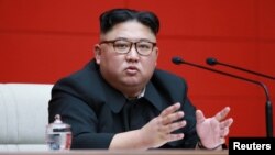 Severnokorejski lider Kim Džong Un na četvrtoj plenarnoj sednici sedmog Centralnog komiteta Radničke partije Koreje u Pjongjangu, 10. aprila 2019. 