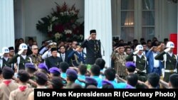 Presiden Jokowi menjadi Inspektur Upacara Peringatan Hari Lahir Pancasila ke 72, yang diselenggarakan di Halaman Gedung Pancasila Kementerian Luar Negeri RI, Jakarta, 1 Juni 2017 (Courtesy Photo: Biro Pres Kepresidenan RI)