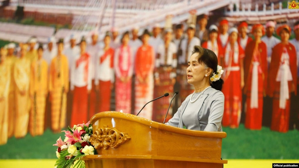ႏိုင္ငံေတာ္ အတိုင္ပင္ခံပုဂၢိဳလ္ေဒၚေအာင္ဆန္းစုၾကည္