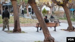 Victoria Square, long a hub for Athens’ migrant community, has become an important meeting point for new arrivals since the refugee crisis began to impact Greece in 2015 (Photo: J. Owens for VOA)