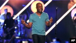 Darius Rucker presentará en breve su nuevo álbum.