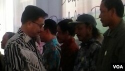 Menteri Agraria dan Tata Ruang RI Ferry Mursyidin Baldan (kiri).