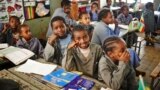 Sangano re Deaf Zimbabwe Trust Rotura Nhunha Dzaro kuParamende