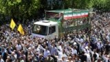 حضور هزاران نفر در تشییع جنازه قربانیان حمله تروریستی روز چهارشنبه تهران.