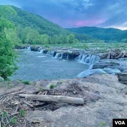 Sandstone Falls, West Virginia.