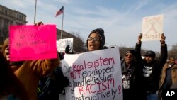 Manifestantes em Washington