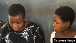 Deux femmes au centre de santé Kasinje au Malawi (Jodi-Ann Burey)