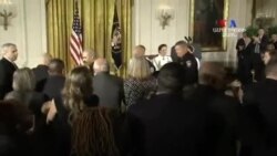 Բարաք Օբաման պարգեւատրեց 13 ոստիկանների