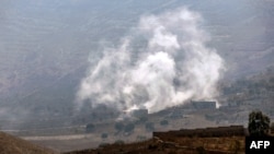 حمله تانک‌های اسرائیل به روستای شقرا در میس‌الجبل در جنوب لبنان - ۳۰ مرداد ۱۴۰۵