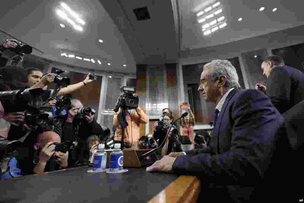 Robert F. Kennedy Jr., President Donald Trump&#39;s choice to be Secretary of Health and Human Services, appears before the Senate Finance Committee for his confirmation hearing at the Capitol in Washington.