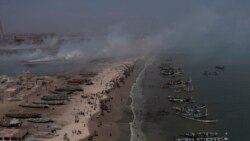 Sur les plages de Dakar, l'aquagym joint l'utile à l'agréable