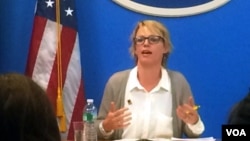 Nicole Walden of the International Rescue Committee helps lead a consortium of NGOs fighting Ebola in Liberia. (VOA/Adam Phillips)