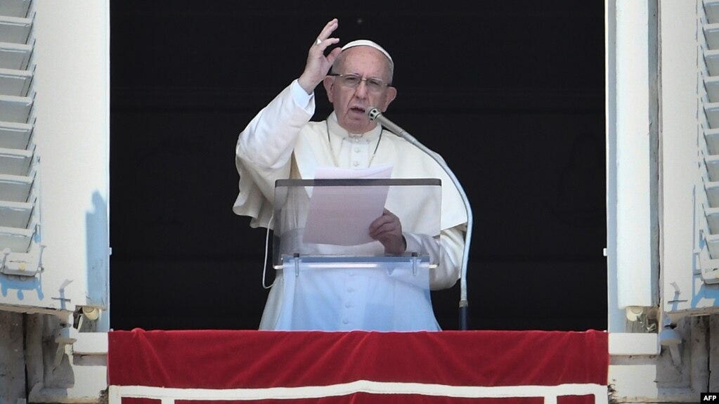 El papa Francisco viajará a Irlanda el fin de semana, donde se anticipa que el tema de los abusos sexuales por parte de clérigos domine si visita.