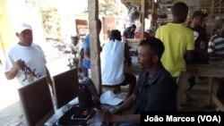 Congoleses no mercado de Benguela. Angola