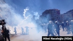 Protesters Clash With Police in Turkey