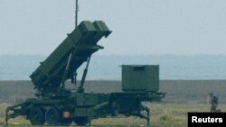 日本自卫队在南部冲绳地区岛屿部署爱国者-3型防空导弹以应对朝鲜火箭 