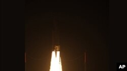 Kargo Antariksa 'Edoardo Amaldi' milik Eropa (ESA) saat diluncurkan dari landasan di Guyana (23/3).