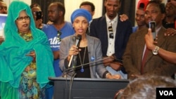 Ilhan Omar après avoir remporté les primaires à Minneapolis dans le Minnesota, le 9 août 2016. (M. Olad Hassan/VOA)