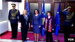 Hillary Clinton, Atifete Jahjaga dhe Catherine Ashton